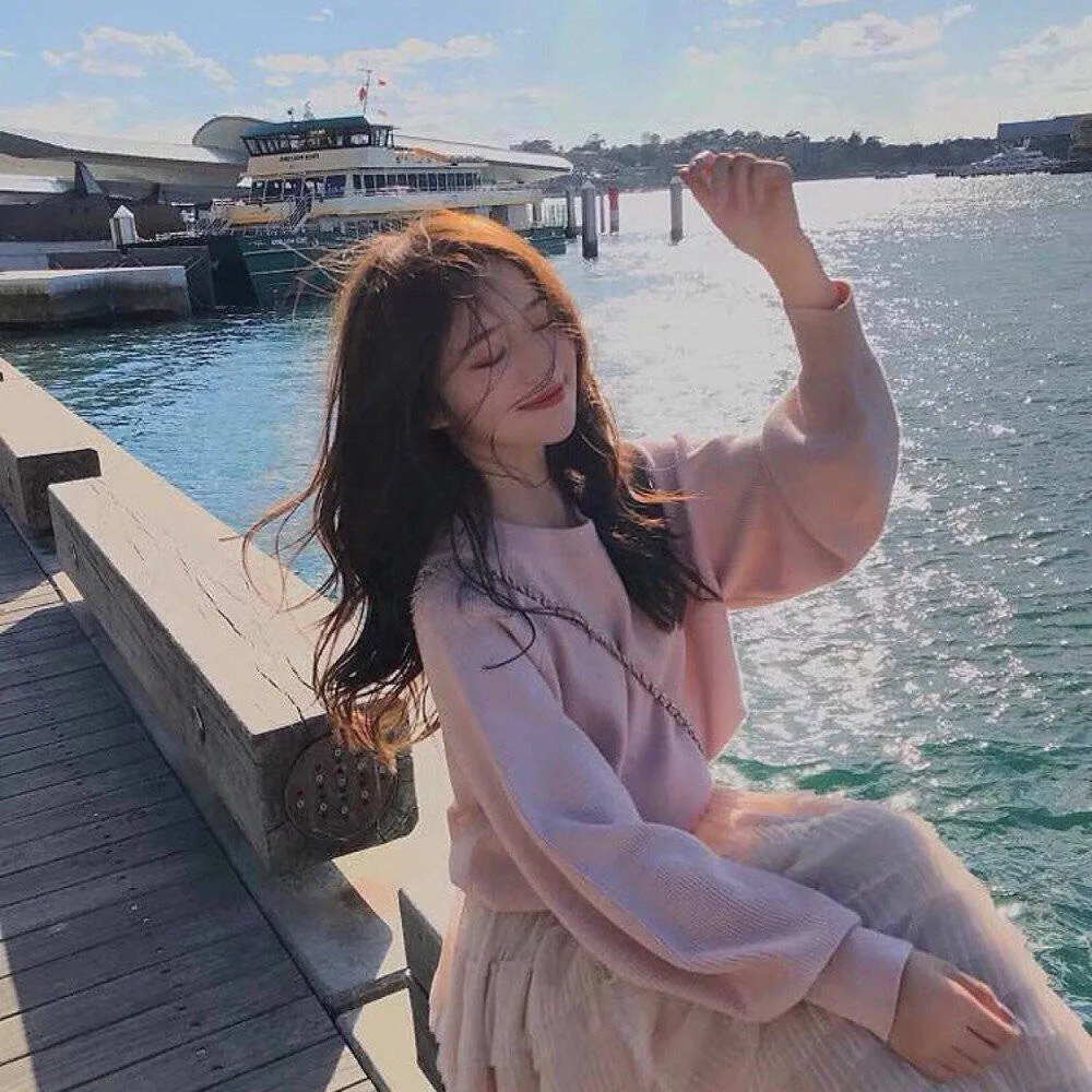 半夜不要在朋友圈发女朋友照片