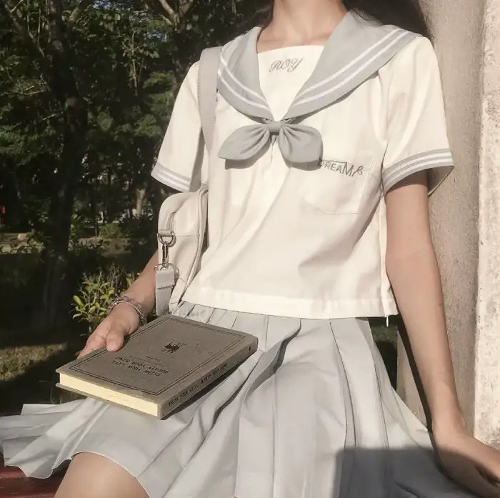 被污蔑当天，反手编辑大帝背景